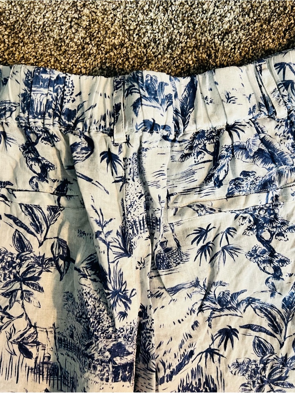 White & Navy Tropical Print Wide Leg Linen Cropped Pants - Picture 5 of 7